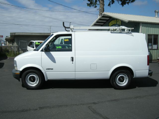 2000 Chevrolet Astro SL AWD CVT Leatherroof