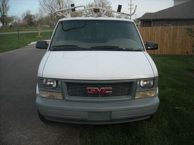 2000 Chevrolet Astro Sport PZEV