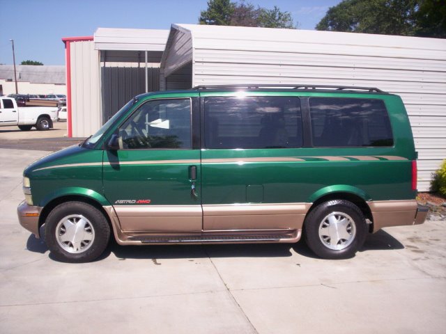 2000 Chevrolet Astro EX - DUAL Power Doors