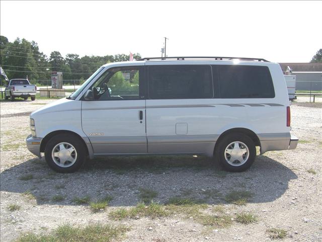 2000 Chevrolet Astro Unknown