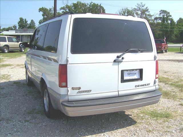 2000 Chevrolet Astro Unknown