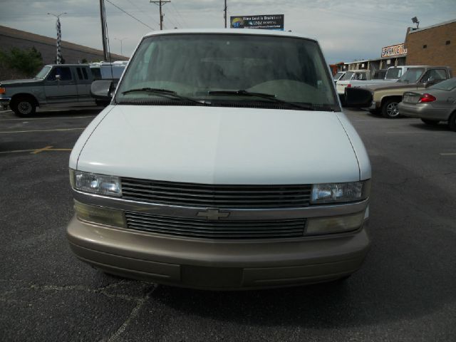 2000 Chevrolet Astro 4wd