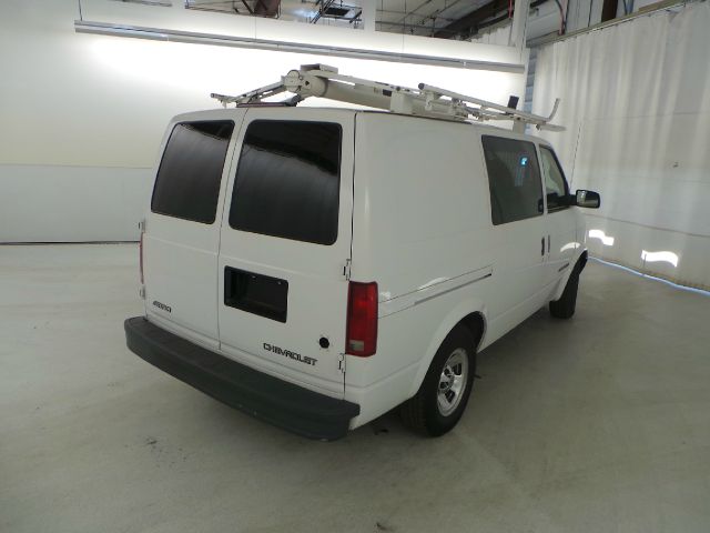 2001 Chevrolet Astro 6MT Sport REAR Steer