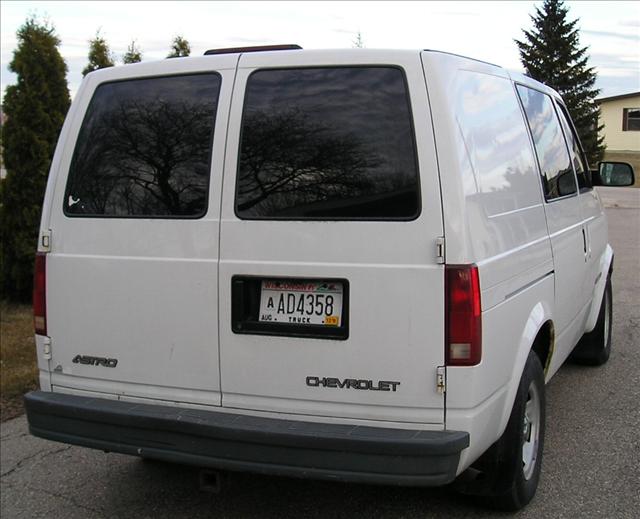 2001 Chevrolet Astro Unknown