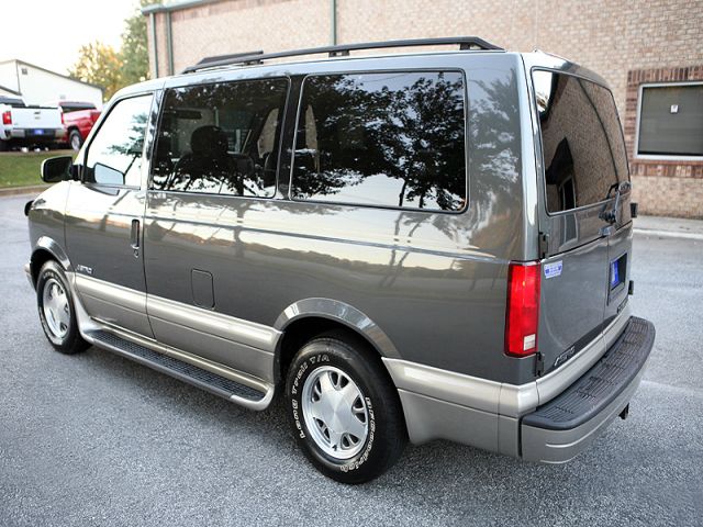 2001 Chevrolet Astro Unknown