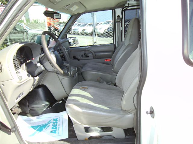 2002 Chevrolet Astro 6MT Sport REAR Steer