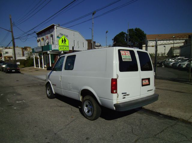 2002 Chevrolet Astro 6MT Sport REAR Steer