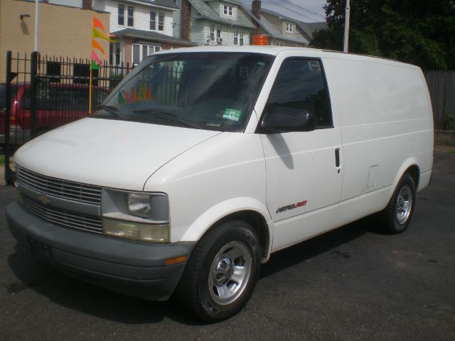 2002 Chevrolet Astro 6MT Sport REAR Steer