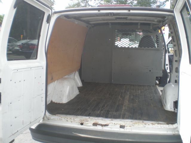 2002 Chevrolet Astro 6MT Sport REAR Steer