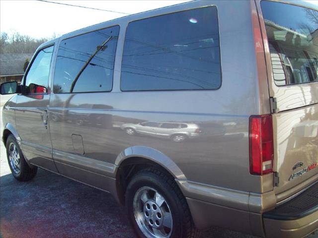 2003 Chevrolet Astro Unknown