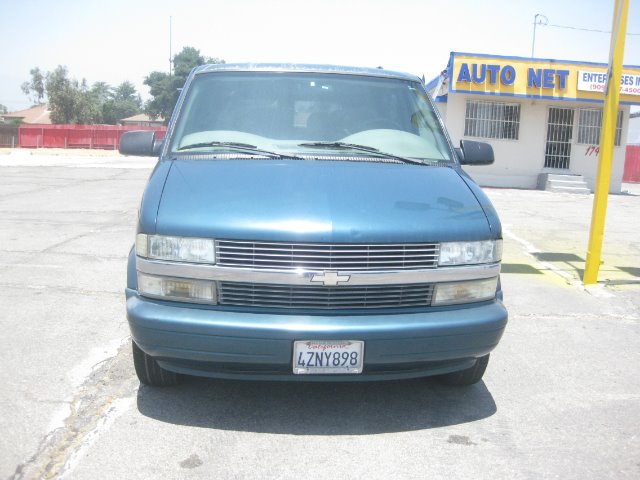 2003 Chevrolet Astro 4wd