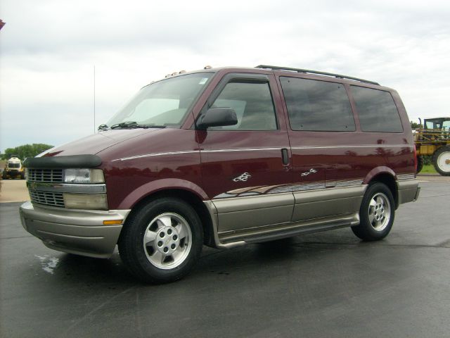 2003 Chevrolet Astro 4wd