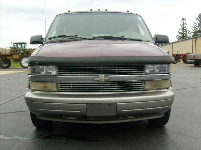 2003 Chevrolet Astro 4wd