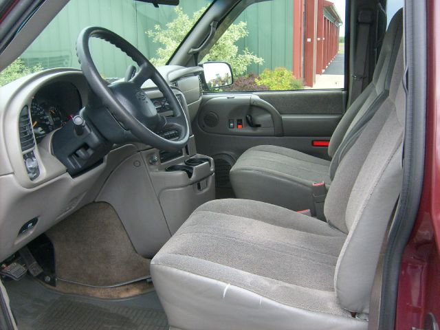 2003 Chevrolet Astro 4wd