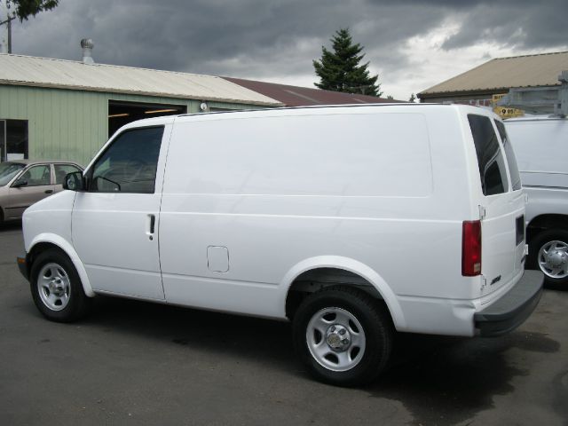 2003 Chevrolet Astro SL AWD CVT Leatherroof