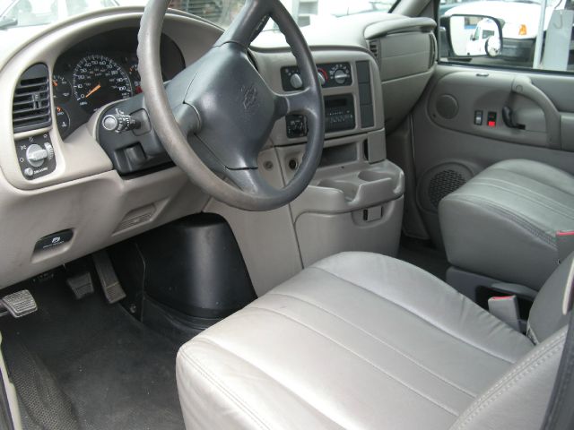 2003 Chevrolet Astro SL AWD CVT Leatherroof