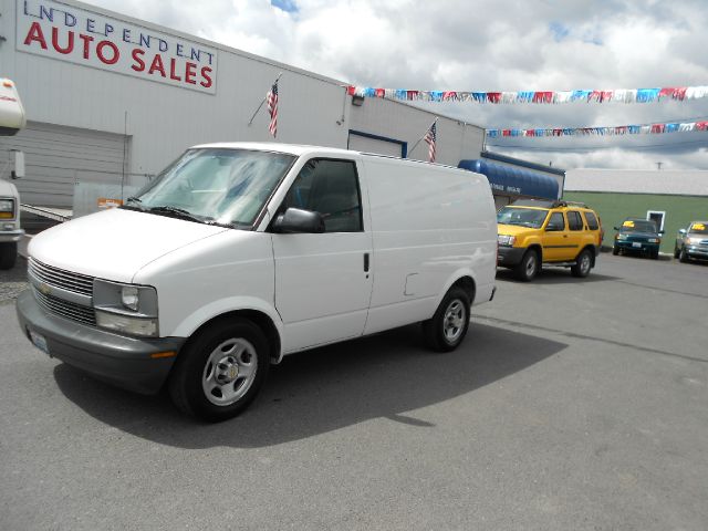 2004 Chevrolet Astro Water Truck