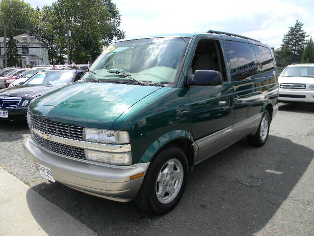 2004 Chevrolet Astro EX - DUAL Power Doors