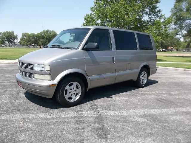 2004 Chevrolet Astro 4wd