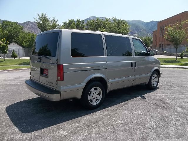 2004 Chevrolet Astro 4wd