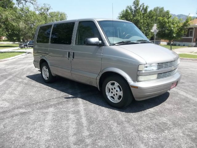 2004 Chevrolet Astro 4wd