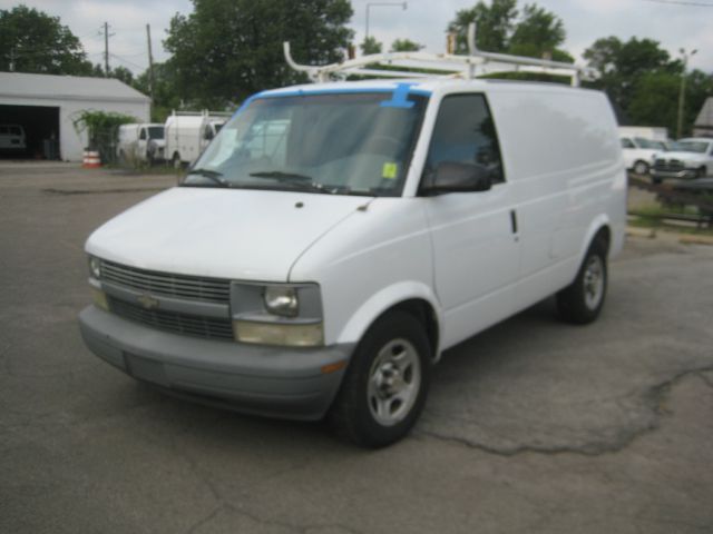 2004 Chevrolet Astro Sport PZEV