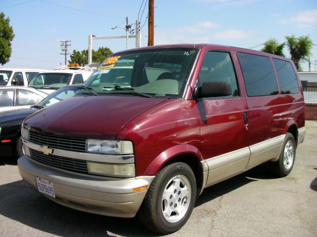 2005 Chevrolet Astro EX - DUAL Power Doors