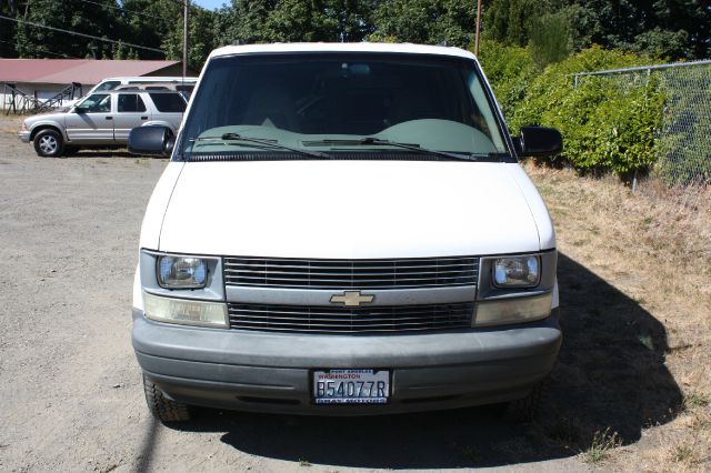 2005 Chevrolet Astro 6MT Sport REAR Steer