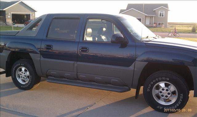 2002 Chevrolet Avalanche SL1