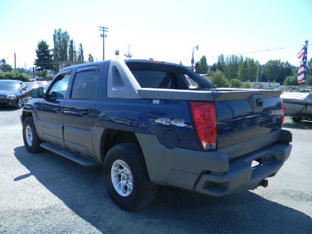 2002 Chevrolet Avalanche C350 4dr Sdn 3.5L Sport RWD Sedan