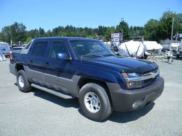 2002 Chevrolet Avalanche C350 4dr Sdn 3.5L Sport RWD Sedan