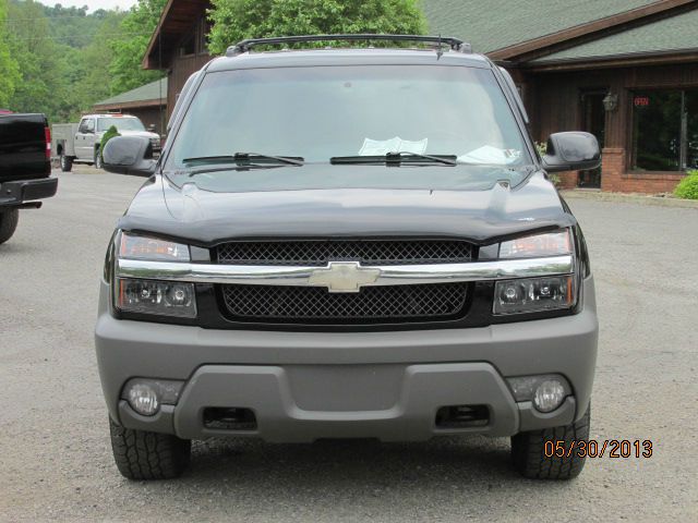 2002 Chevrolet Avalanche 1996 Dodge ST