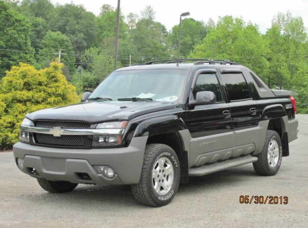 2002 Chevrolet Avalanche 1996 Dodge ST