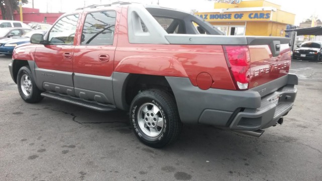 2002 Chevrolet Avalanche Unknown