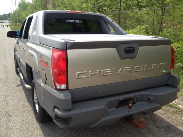 2002 Chevrolet Avalanche Carrera Coupe