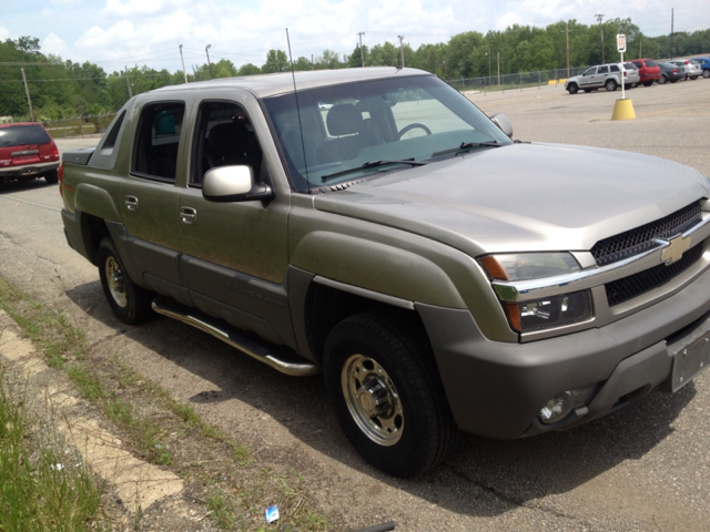 2002 Chevrolet Avalanche Carrera Coupe