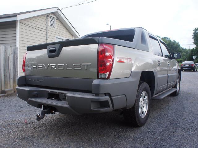 2002 Chevrolet Avalanche Unknown