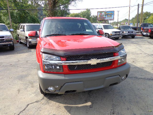 2002 Chevrolet Avalanche C350 4dr Sdn 3.5L Sport RWD Sedan