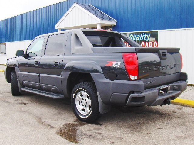 2003 Chevrolet Avalanche C350 4dr Sdn 3.5L Sport RWD Sedan