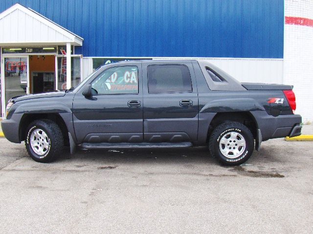 2003 Chevrolet Avalanche C350 4dr Sdn 3.5L Sport RWD Sedan