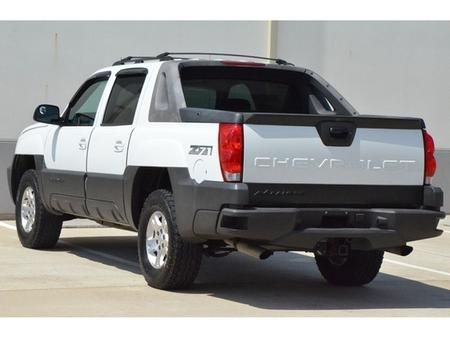 2003 Chevrolet Avalanche C350 4dr Sdn 3.5L Sport RWD Sedan