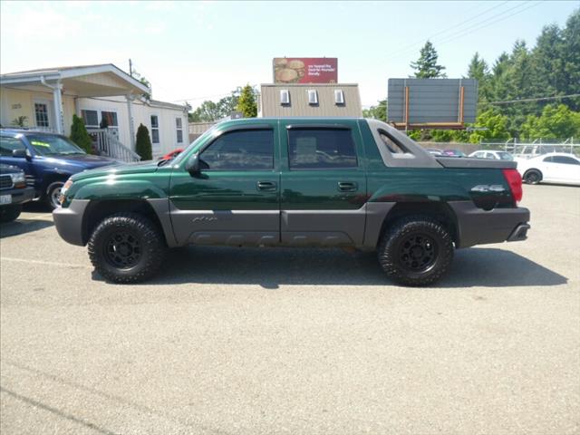 2003 Chevrolet Avalanche Unknown