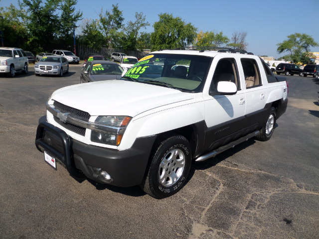 2003 Chevrolet Avalanche C350 4dr Sdn 3.5L Sport RWD Sedan