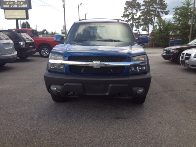 2003 Chevrolet Avalanche C350 4dr Sdn 3.5L Sport RWD Sedan