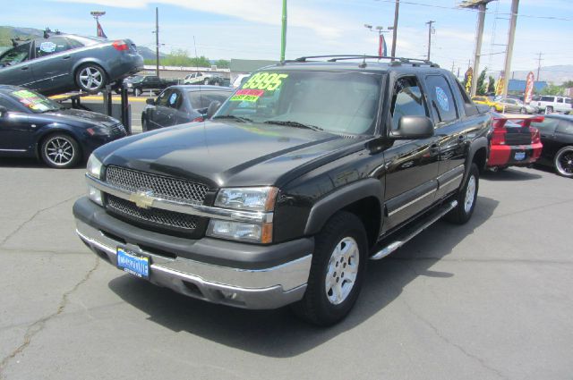 2003 Chevrolet Avalanche C350 4dr Sdn 3.5L Sport RWD Sedan