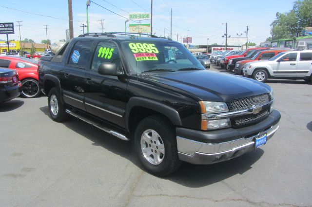 2003 Chevrolet Avalanche C350 4dr Sdn 3.5L Sport RWD Sedan