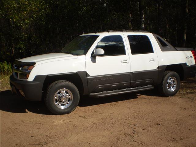 2003 Chevrolet Avalanche Unknown