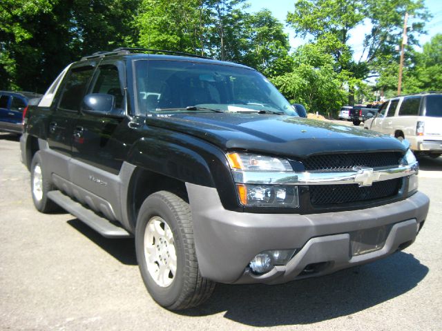 2003 Chevrolet Avalanche C350 4dr Sdn 3.5L Sport RWD Sedan