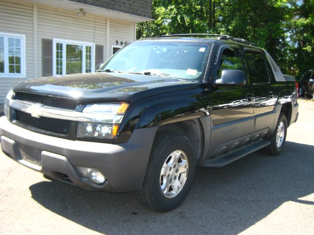 2003 Chevrolet Avalanche C350 4dr Sdn 3.5L Sport RWD Sedan