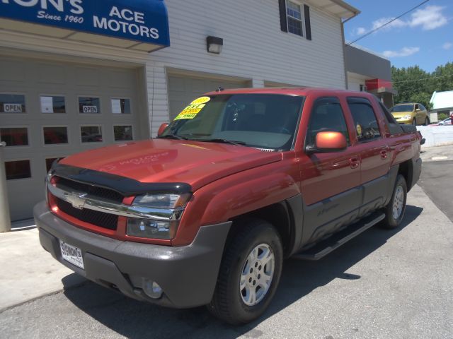 2003 Chevrolet Avalanche C350 4dr Sdn 3.5L Sport RWD Sedan